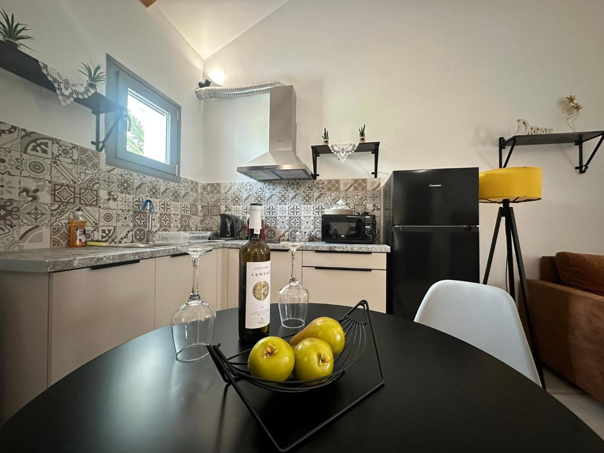 Ktimavita Apartment 1 Петра Екстериор снимка