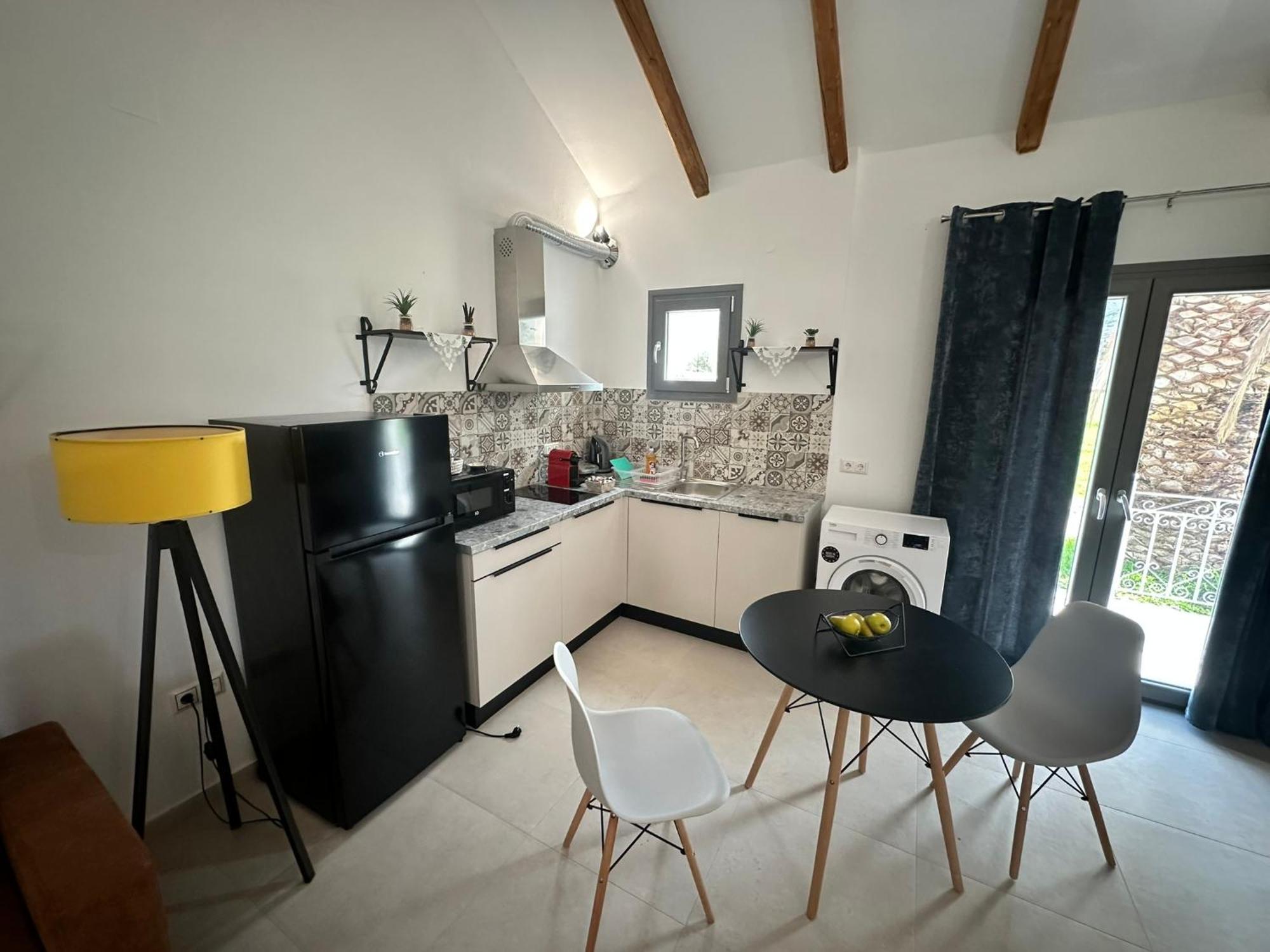 Ktimavita Apartment 1 Петра Екстериор снимка