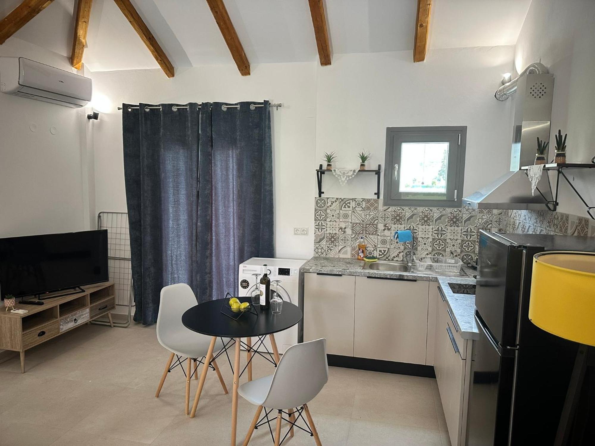 Ktimavita Apartment 1 Петра Екстериор снимка