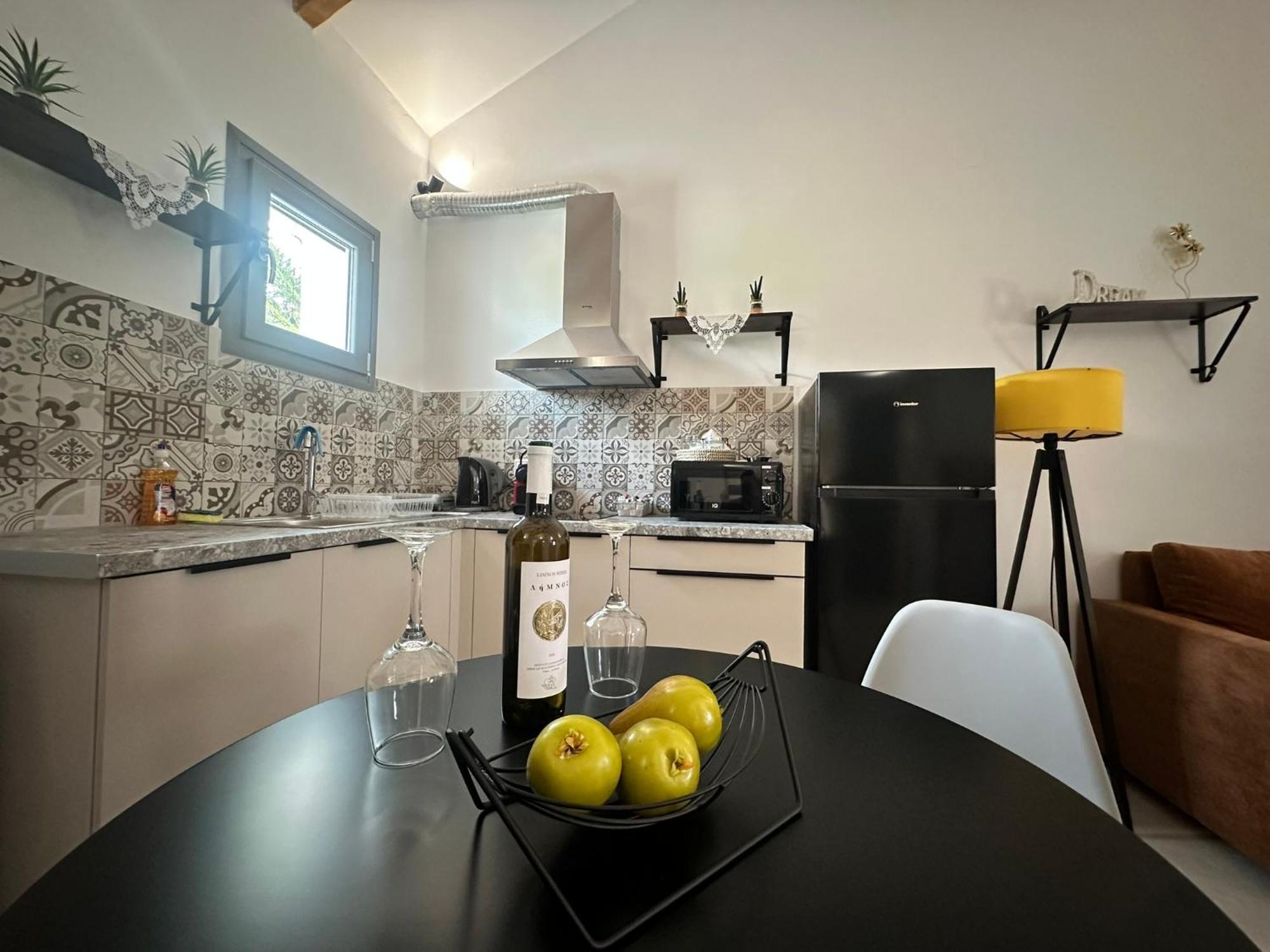 Ktimavita Apartment 1 Петра Екстериор снимка