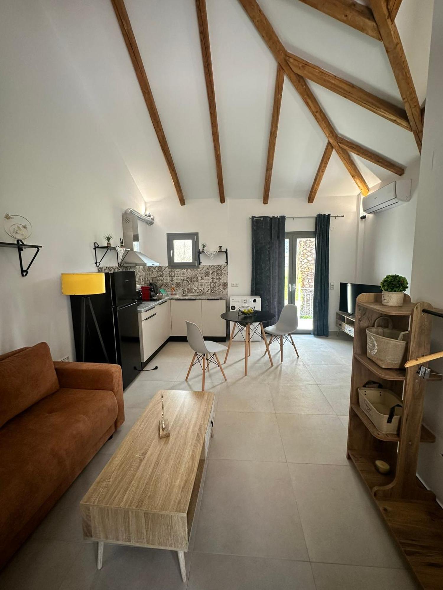 Ktimavita Apartment 1 Петра Екстериор снимка